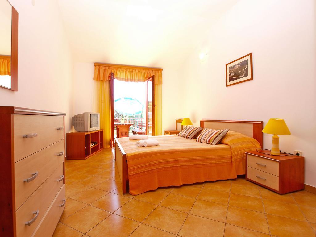 Apartments Lidija 1305 普拉 外观 照片