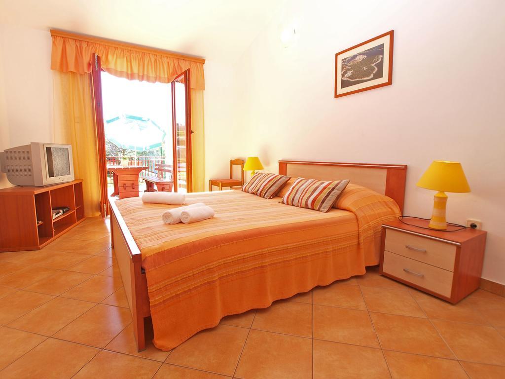 Apartments Lidija 1305 普拉 外观 照片